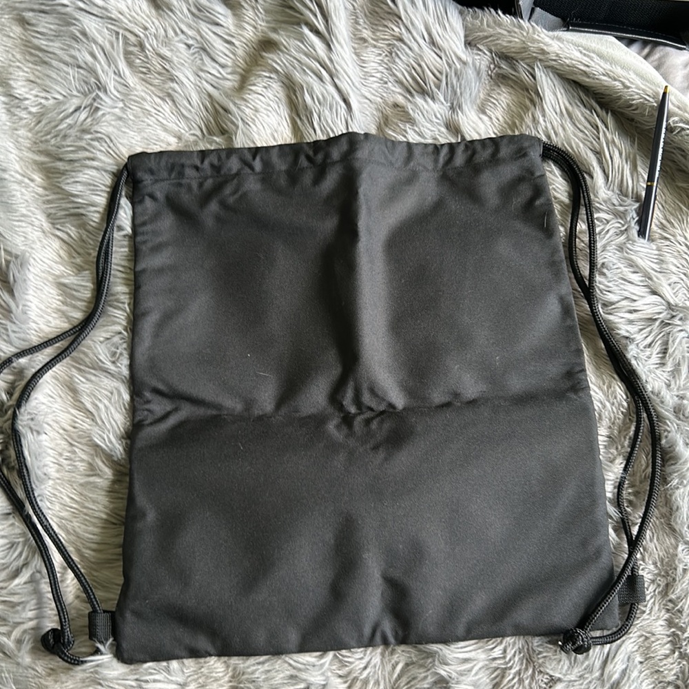PINK Drawstring Backpack - Picture 3 of 3